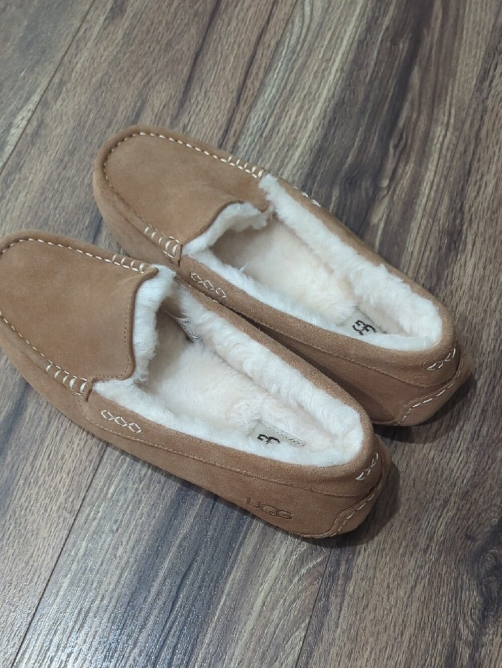 NEW UGG Women's 11 Chestnut Brown Suede Shearling Loafers - Picture 4 of 14